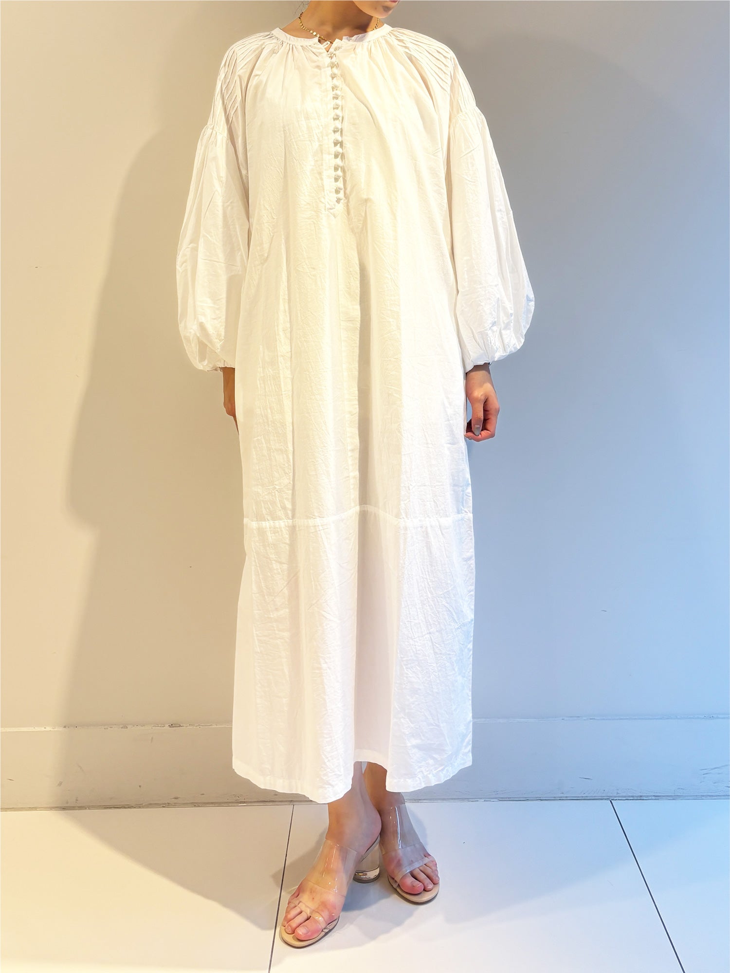 COTTON VOLUME SLEEVE DRESS