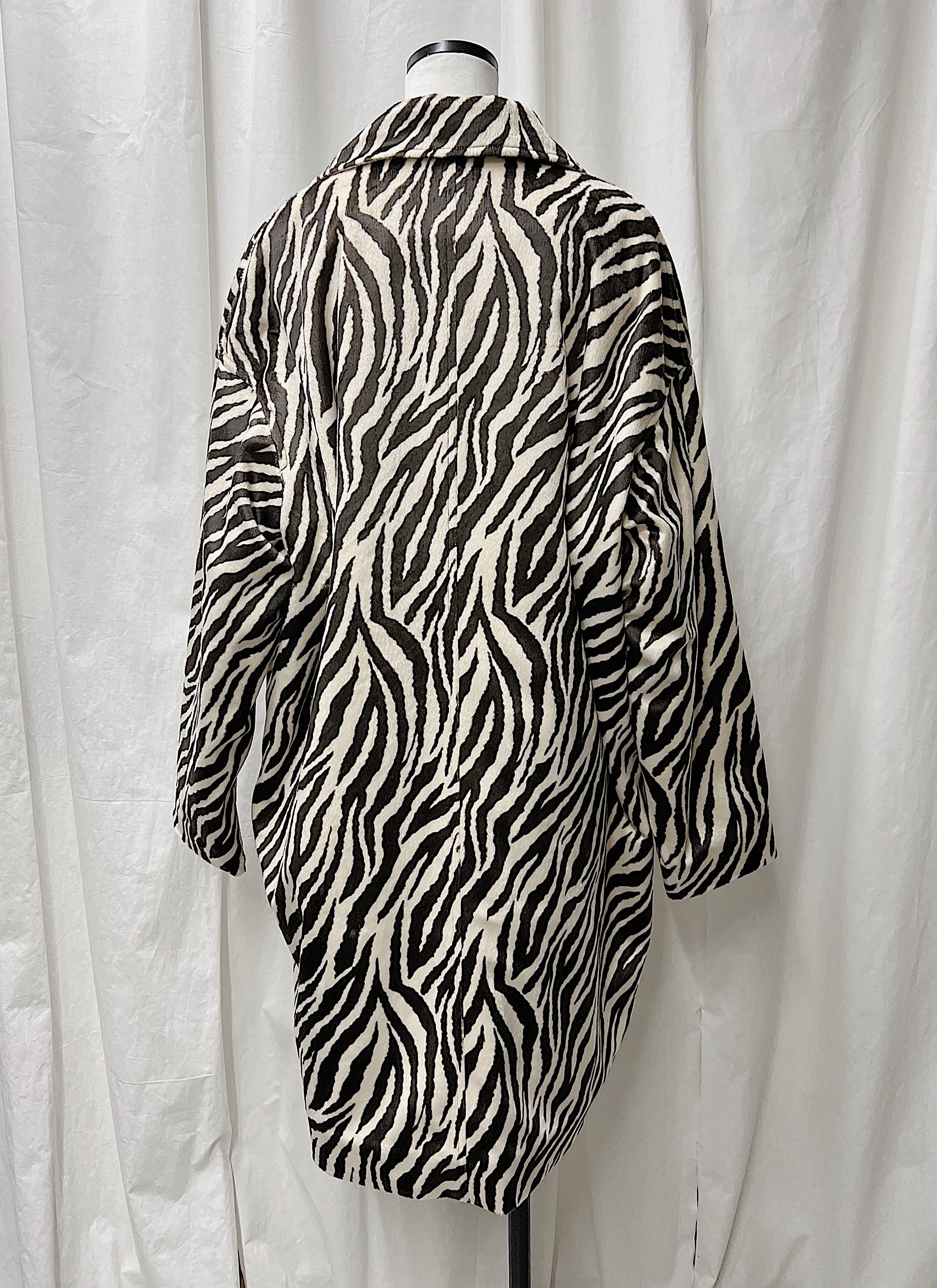 ANIMAL PATTERN PCOAT