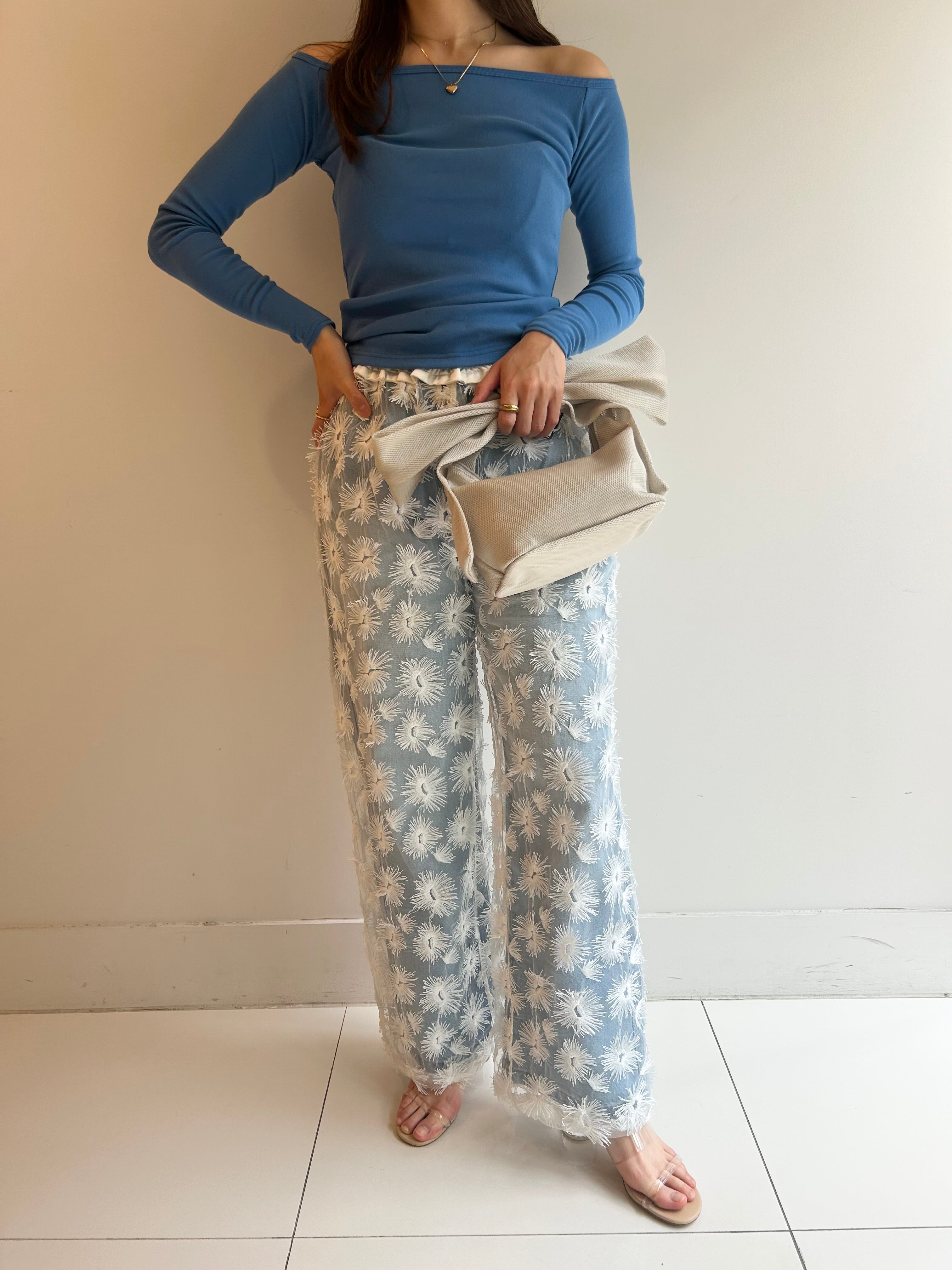 TULLE FLOWER OVER PANTS