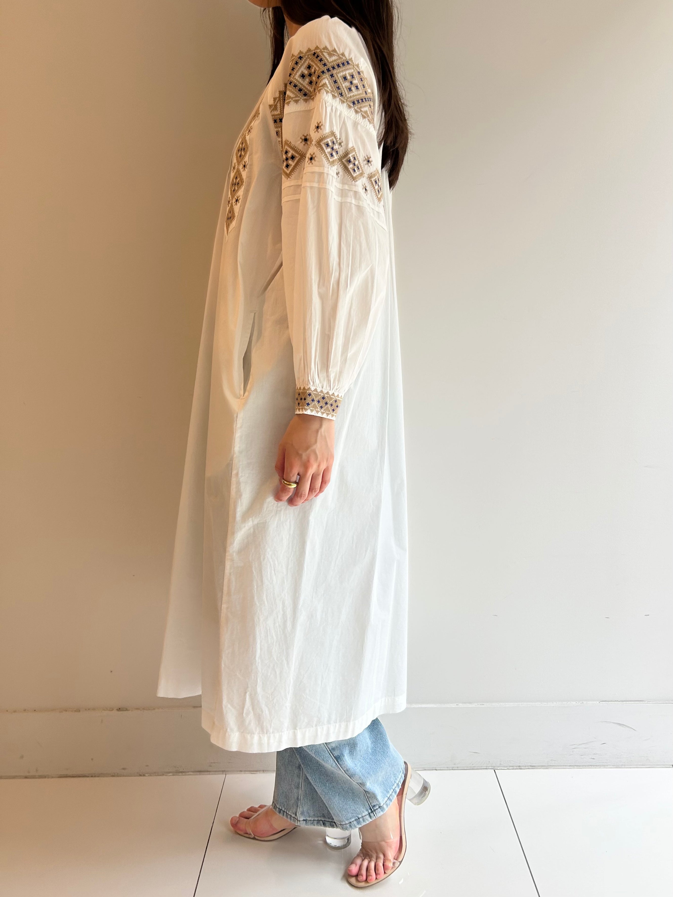 CTN POPLIN TILE EMB DRESS