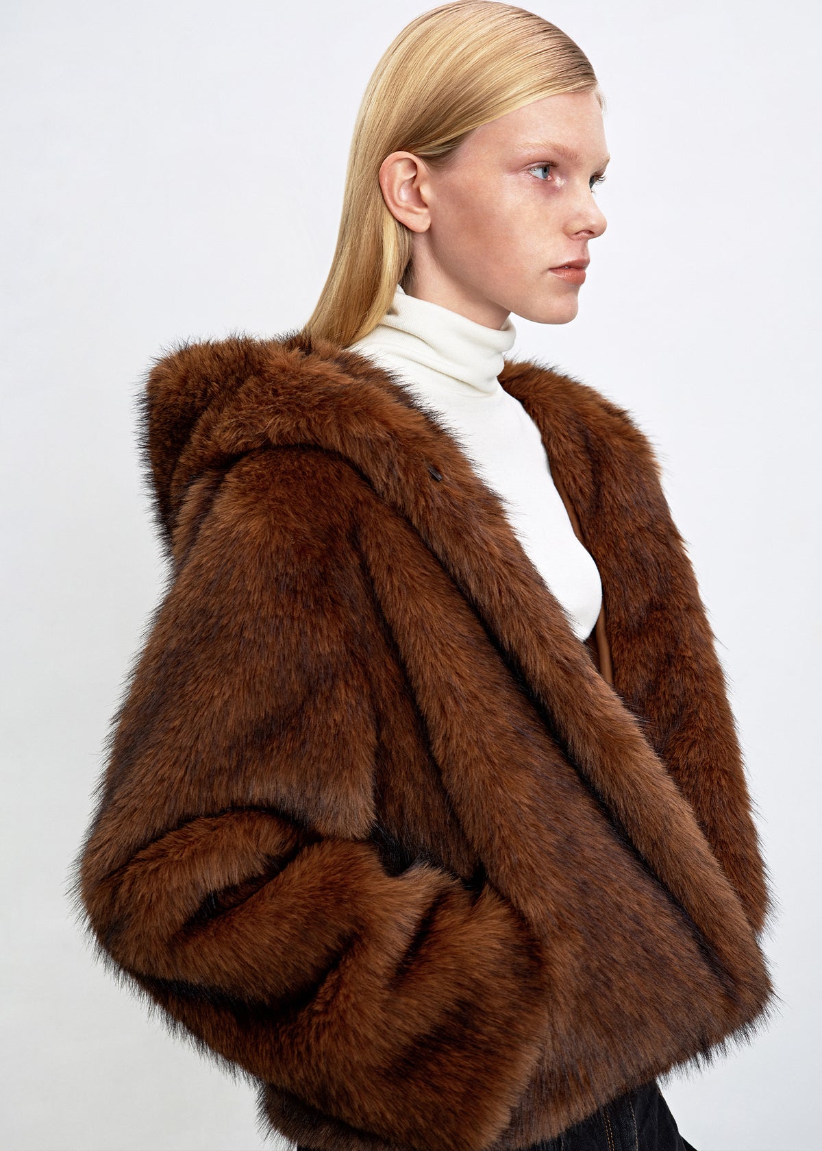 【HAVELESS】RAVI HOODED FAUX FUR JACKET