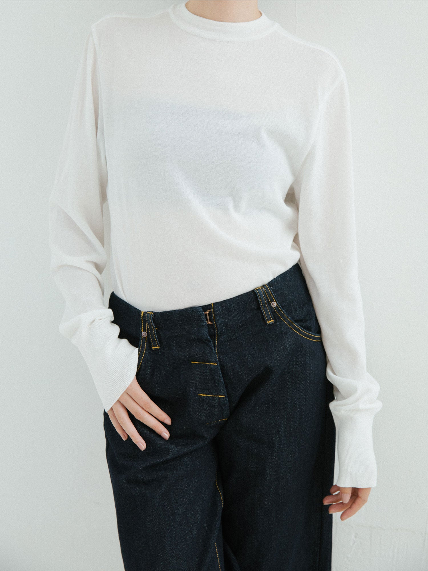 LOW RISE WIDE PANTS