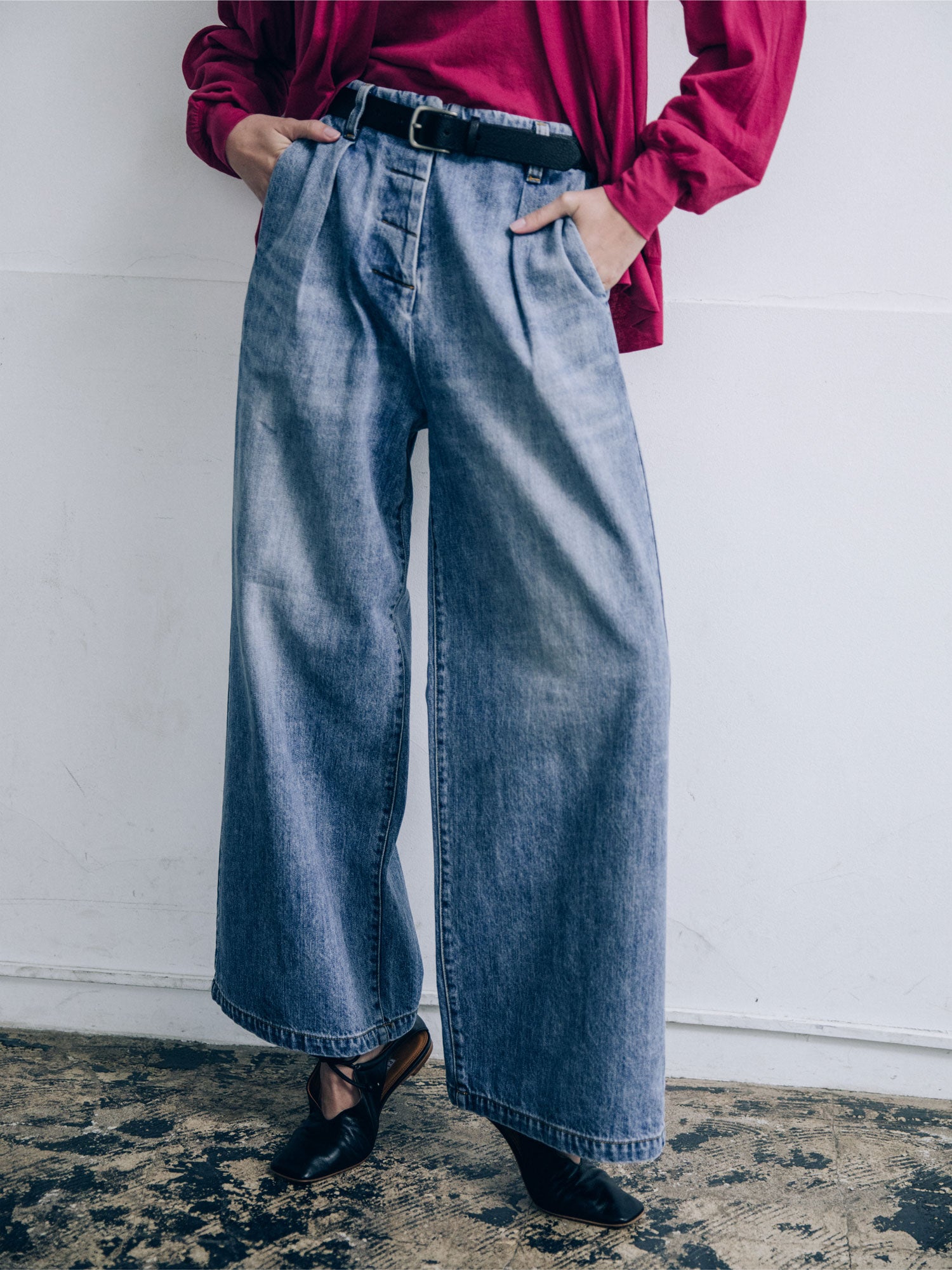 HIGH RISE BAGGY PANTS