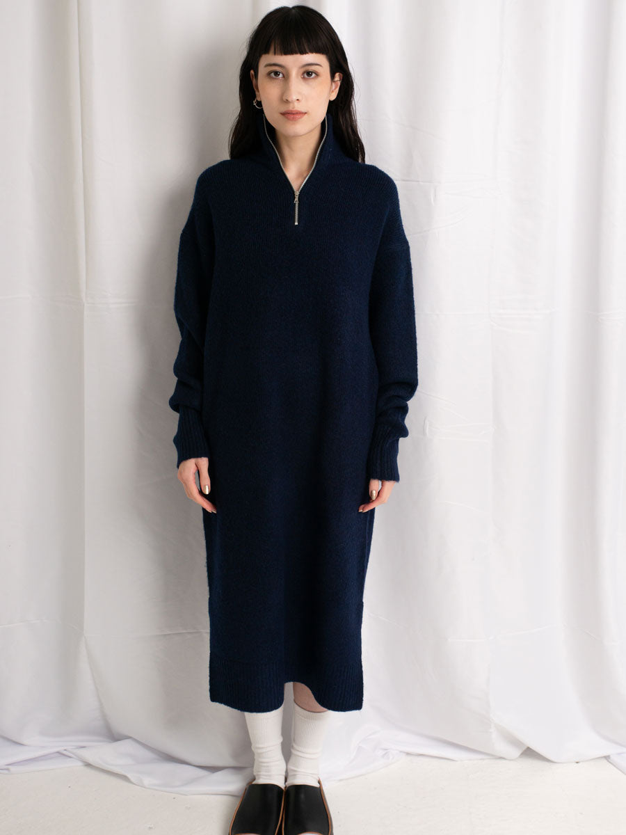 NAVY / FREE