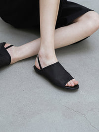 【EPURE】COI ROUND SANDALS