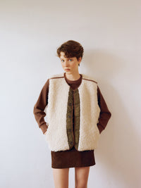 【GREEN BUTTER】REVERSIBLE SHEARLING QUILTED VEST