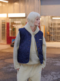 【GREEN BUTTER】REVERSIBLE SHEARLING QUILTED VEST