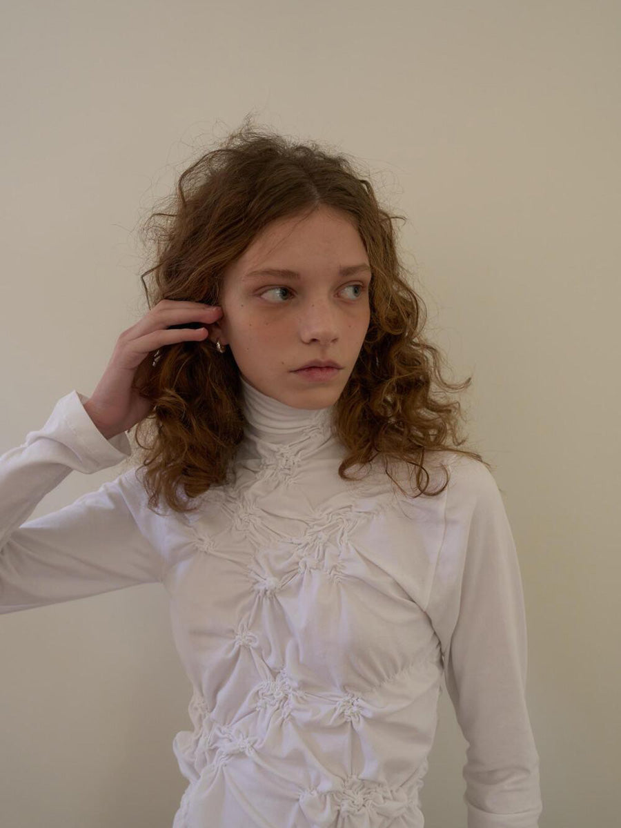 【OURSAALTY】WRINKLY HIGH-NECK T SHIRTS