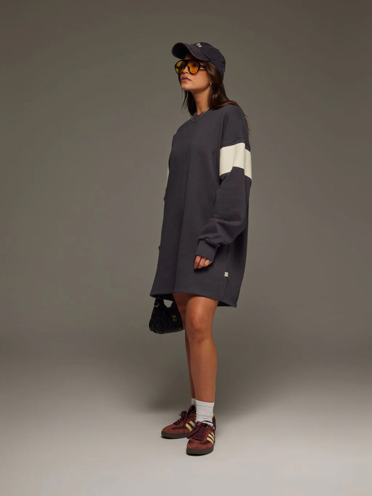 V-NECK SWEATER DRESS