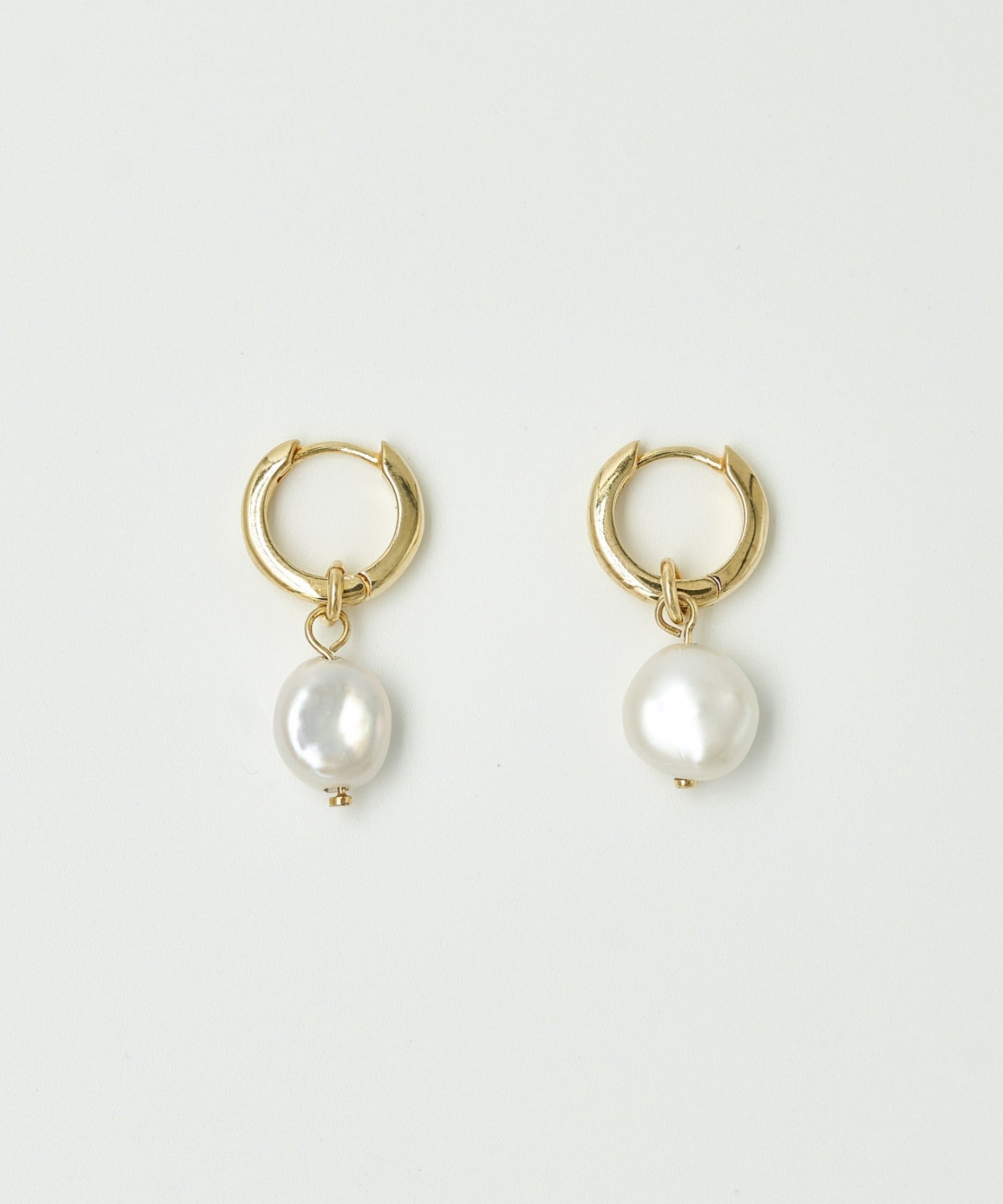 925 LILA PEARL SLEEPER EARRINGS