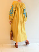 C.LINEN BIG FLOWER EMB DRESS