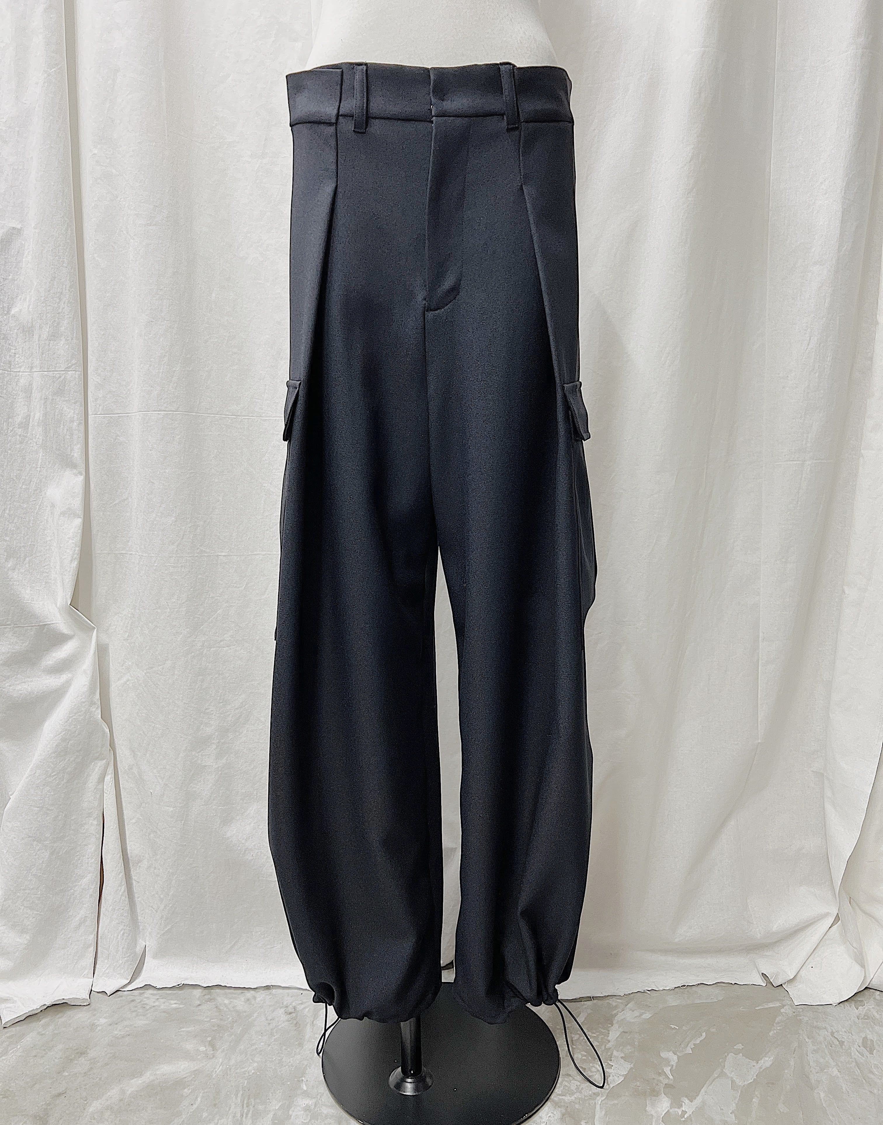 TUCK CARGO PANTS