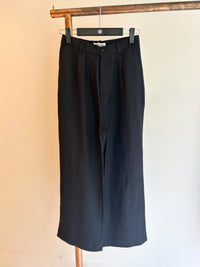 CHLOE PLEAT LINEN