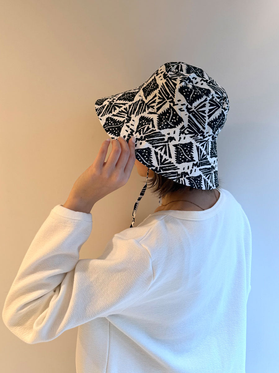 【SARA MALLIKA】COTTON POPLIN PRINT HAT