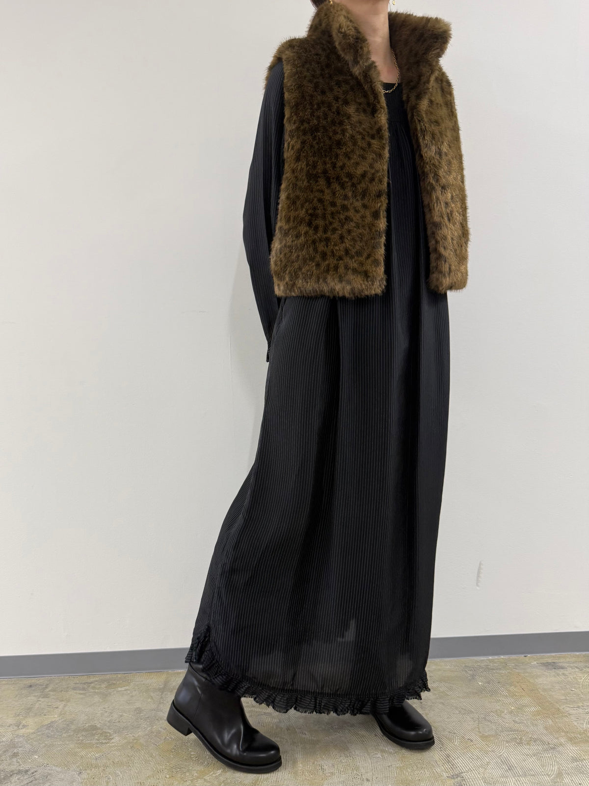 【ARCHIVE STANCE】FAKE FUR MINI VEST