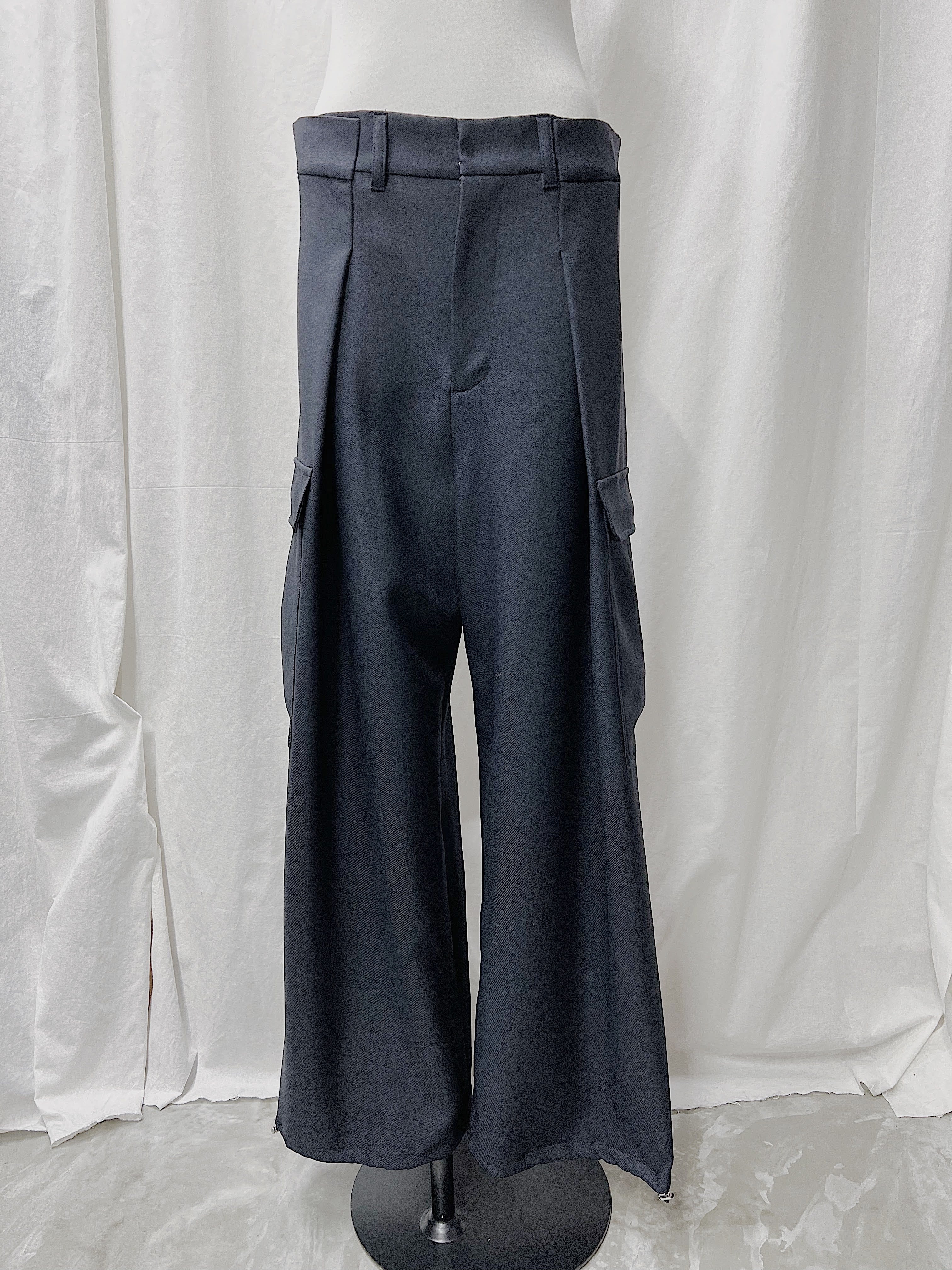 TUCK CARGO PANTS