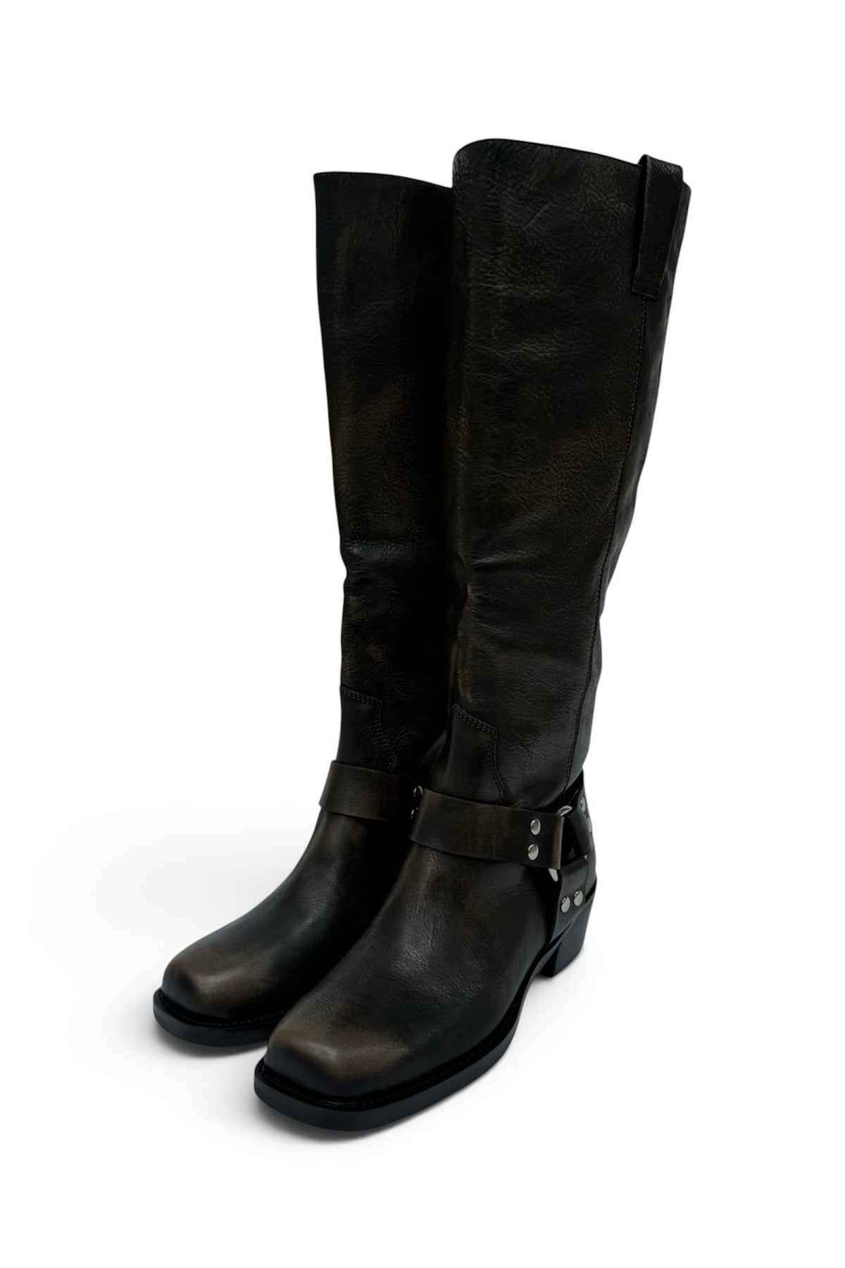 SMOKEY BLACK / 37