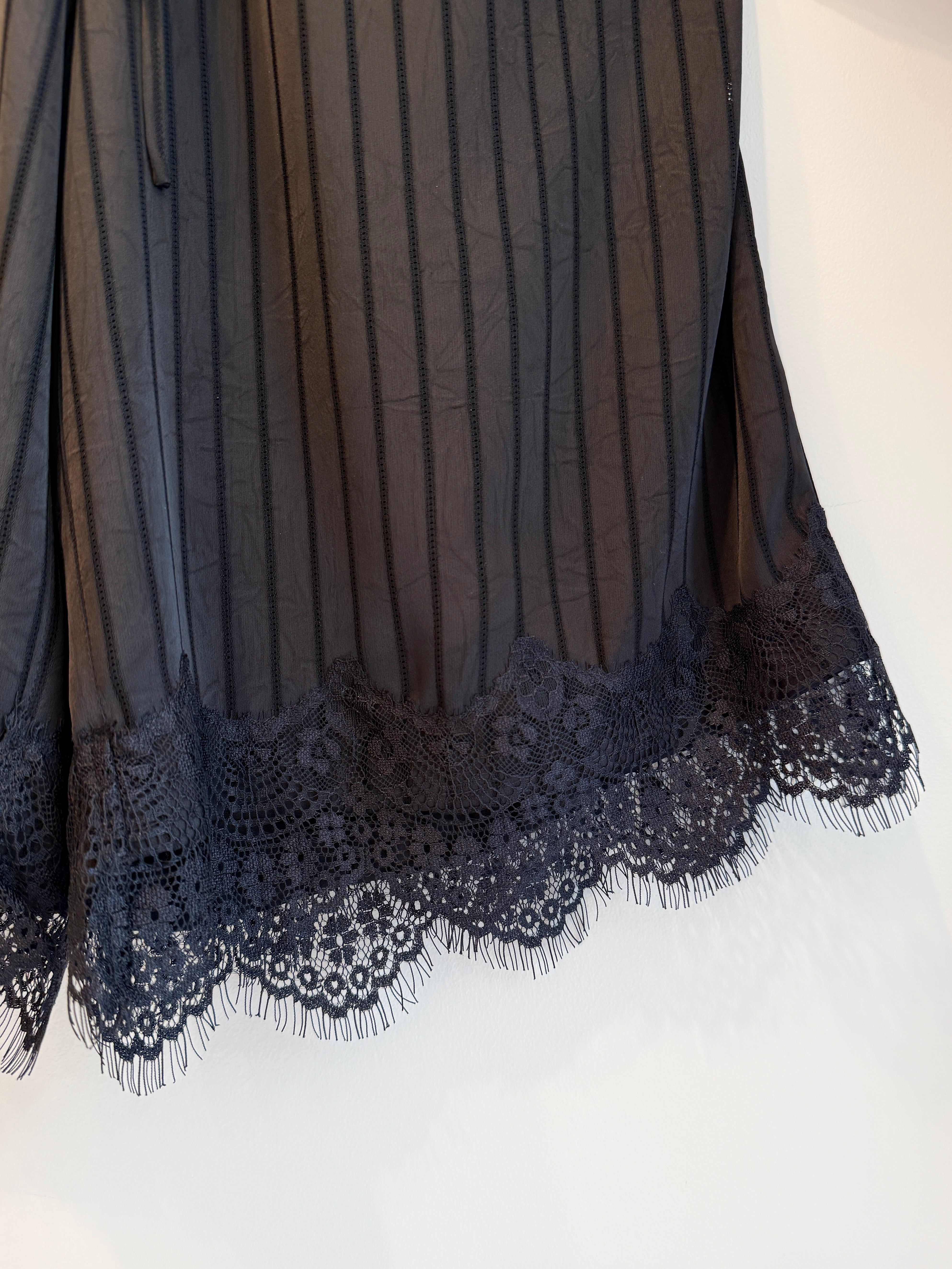 【ARCHIVE STANCES】SATIN STRIPE SHORTS