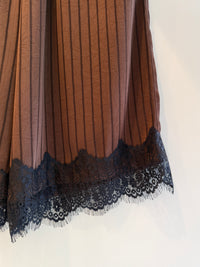 【ARCHIVE STANCES】SATIN STRIPE SHORTS