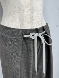 TUCK WIDE PANTS