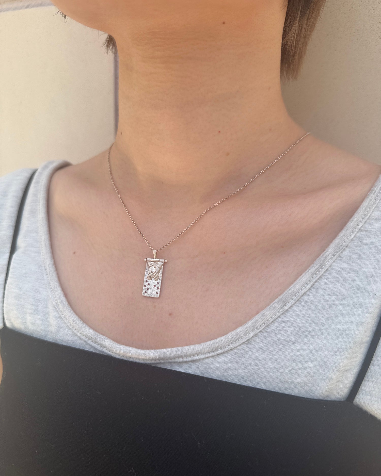 JUNA NECKLACE