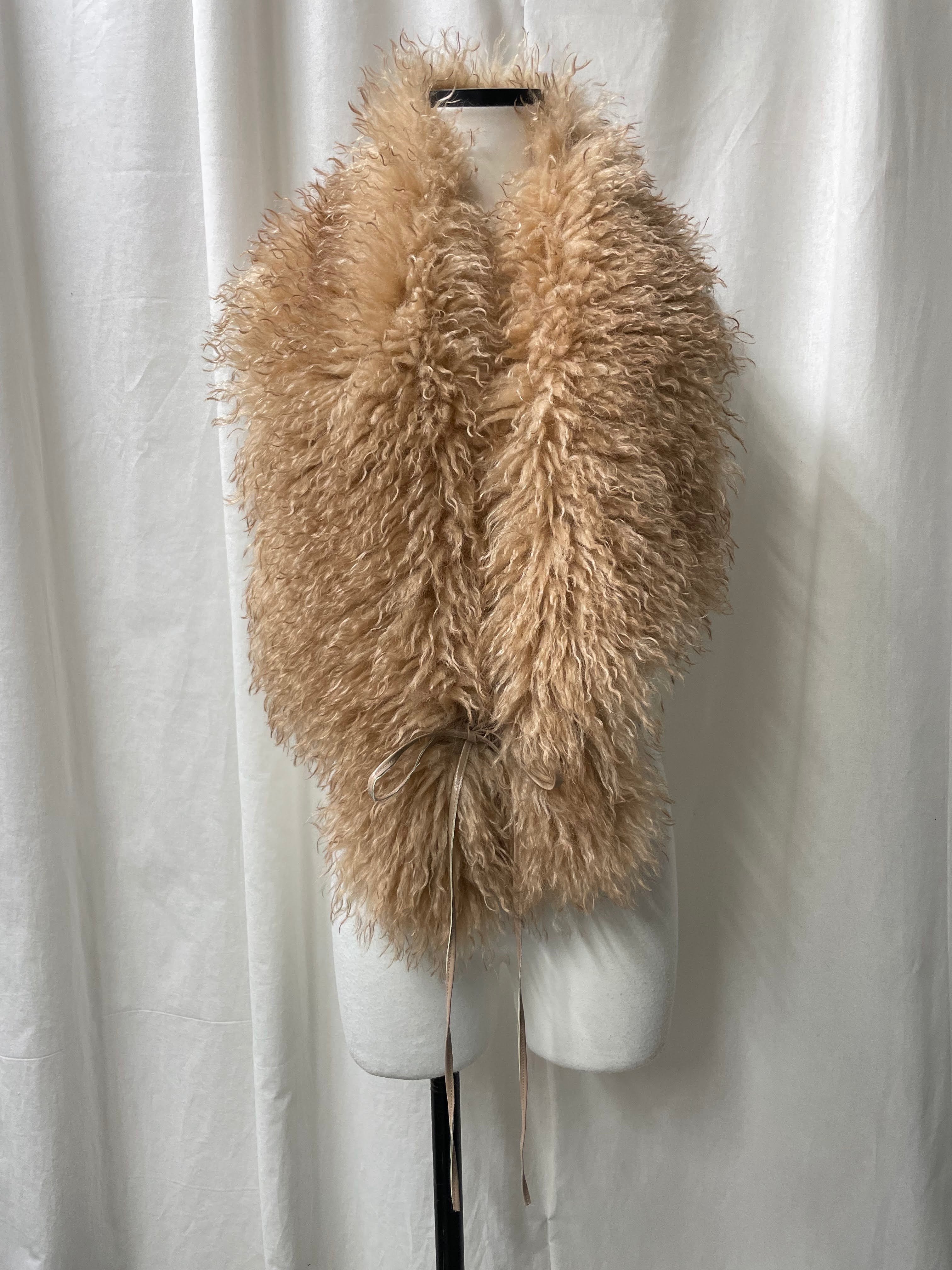 FAKEFUR CAPE