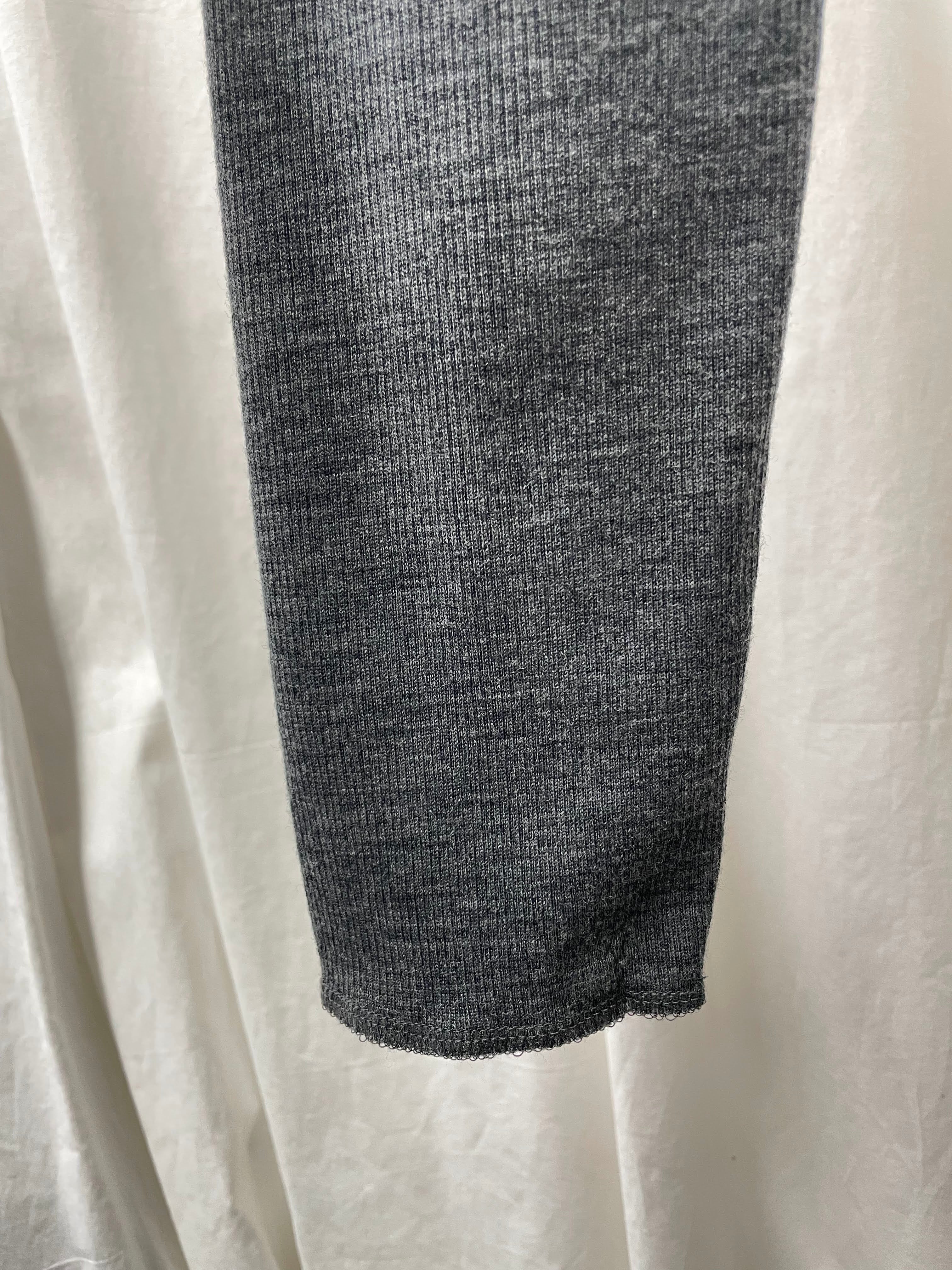 CUT OUT PULLOVER