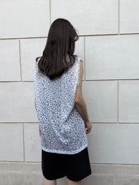 【FLEK】SHEER PATTERN LONG SLEEVELESS