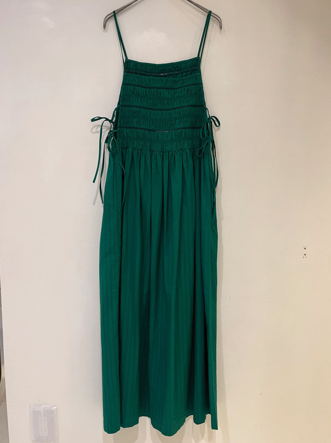 【SARA MALLIKA】COTTON STRIPE JAQUARD SHIRRING DRESS