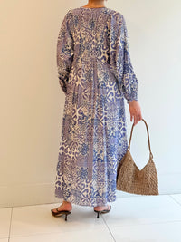 TILE PATTERN SHIRRING DRESS