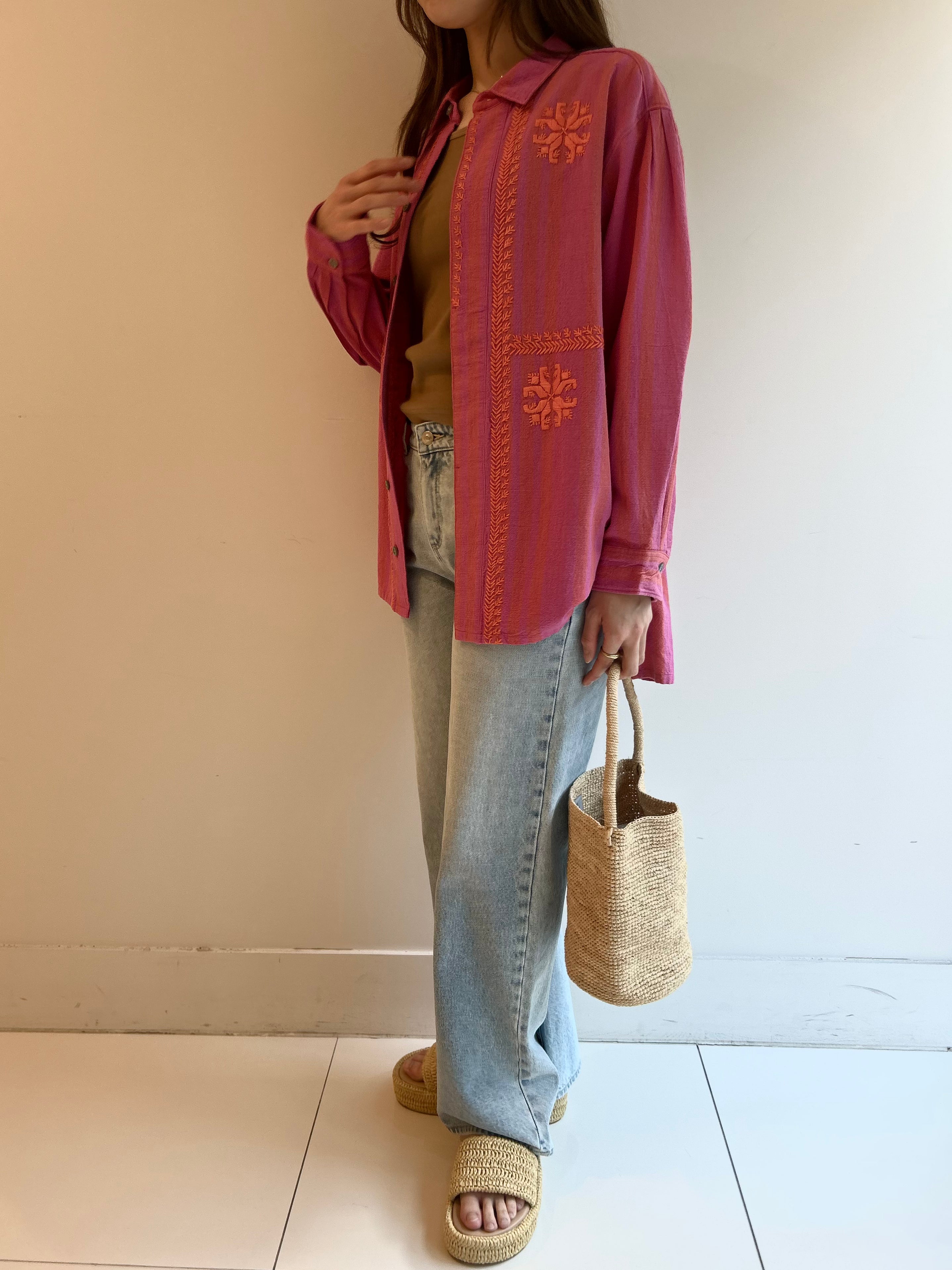 WIDE STRIPE EMB SHIRT