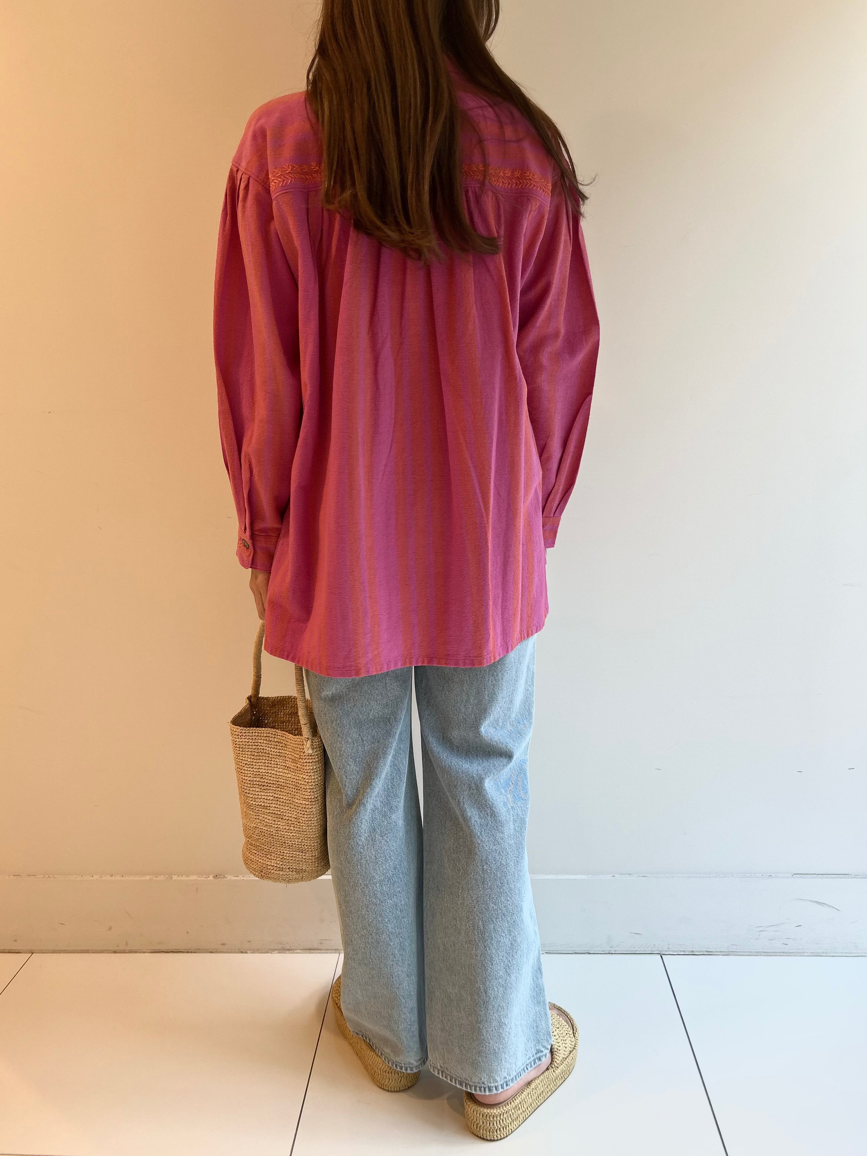 WIDE STRIPE EMB SHIRT