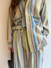 WIDE STRIPE EMB SHIRT