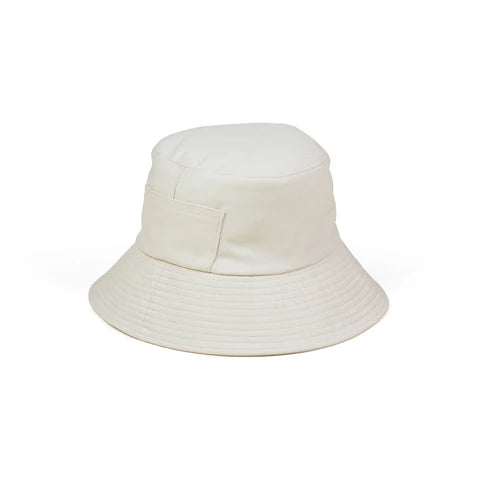 WAVE BUCKET HAT