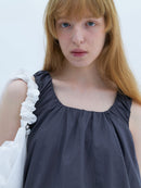 FLOAT GATHERED TOP