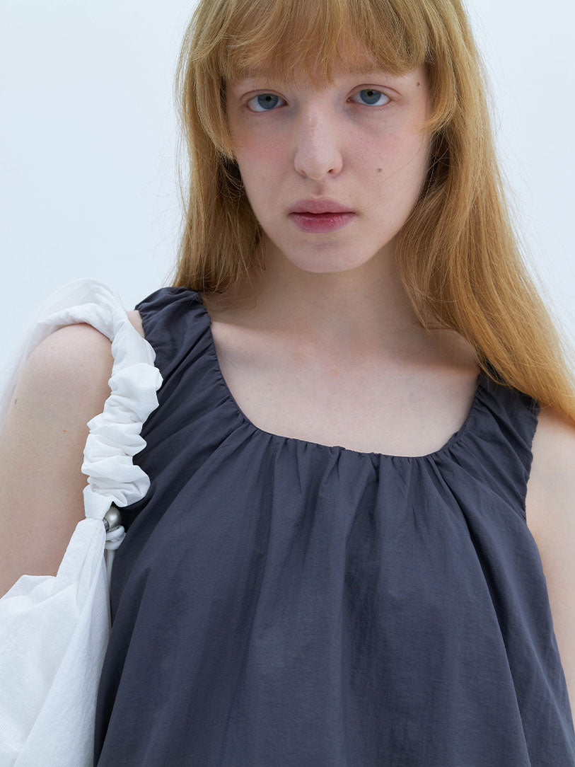 FLOAT GATHERED TOP