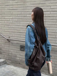 GLOSSY LARGE TANGLE TWIST BAG