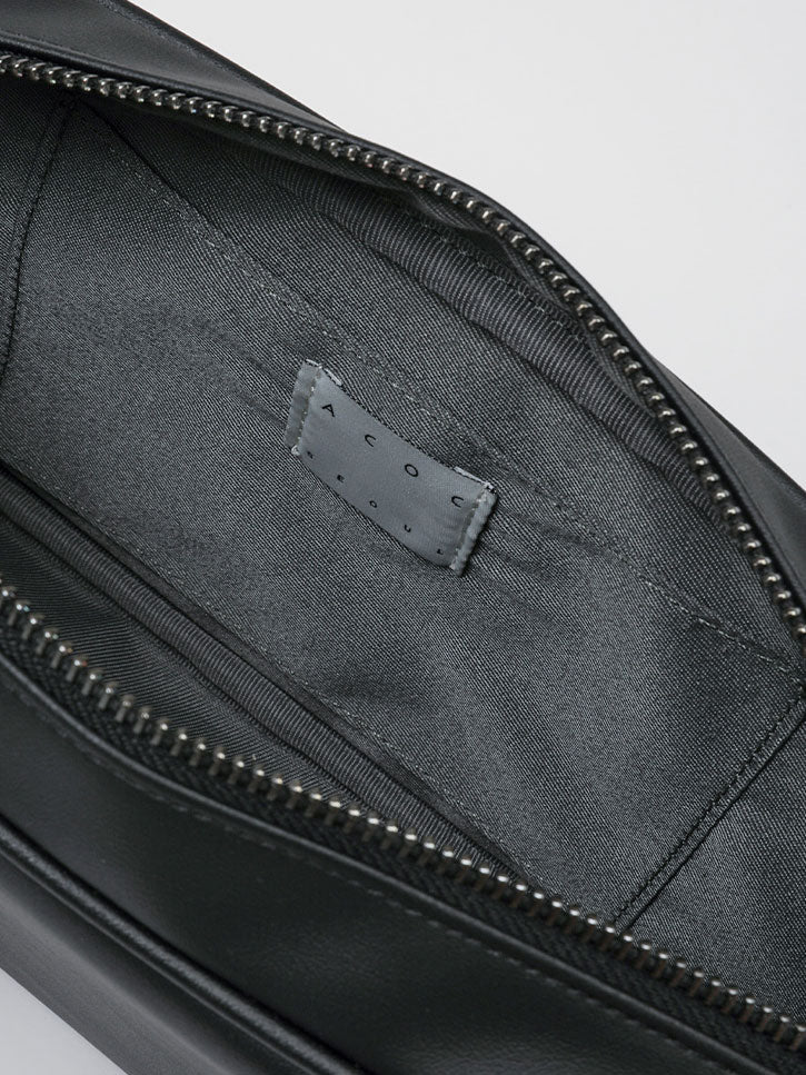 GRAIN SHOULDER BAG