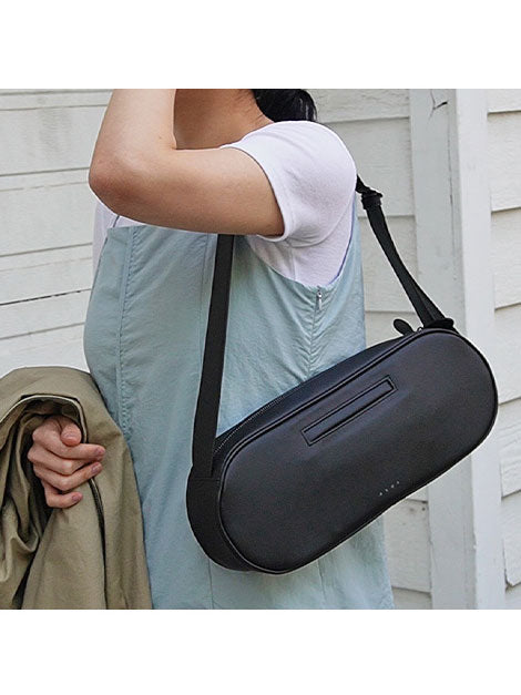 GRAIN SHOULDER BAG