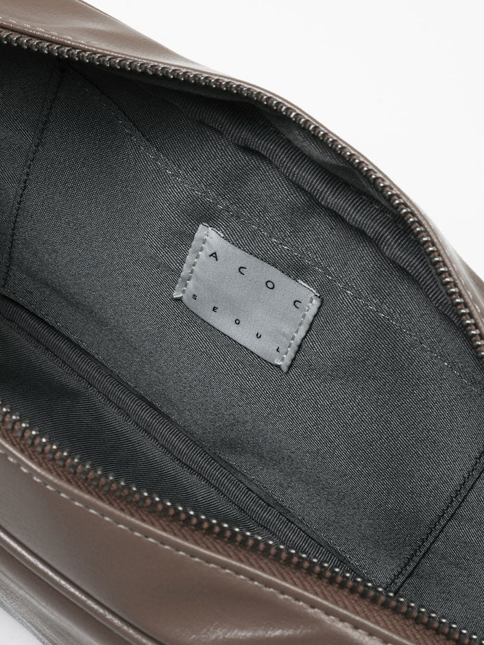 GRAIN SHOULDER BAG