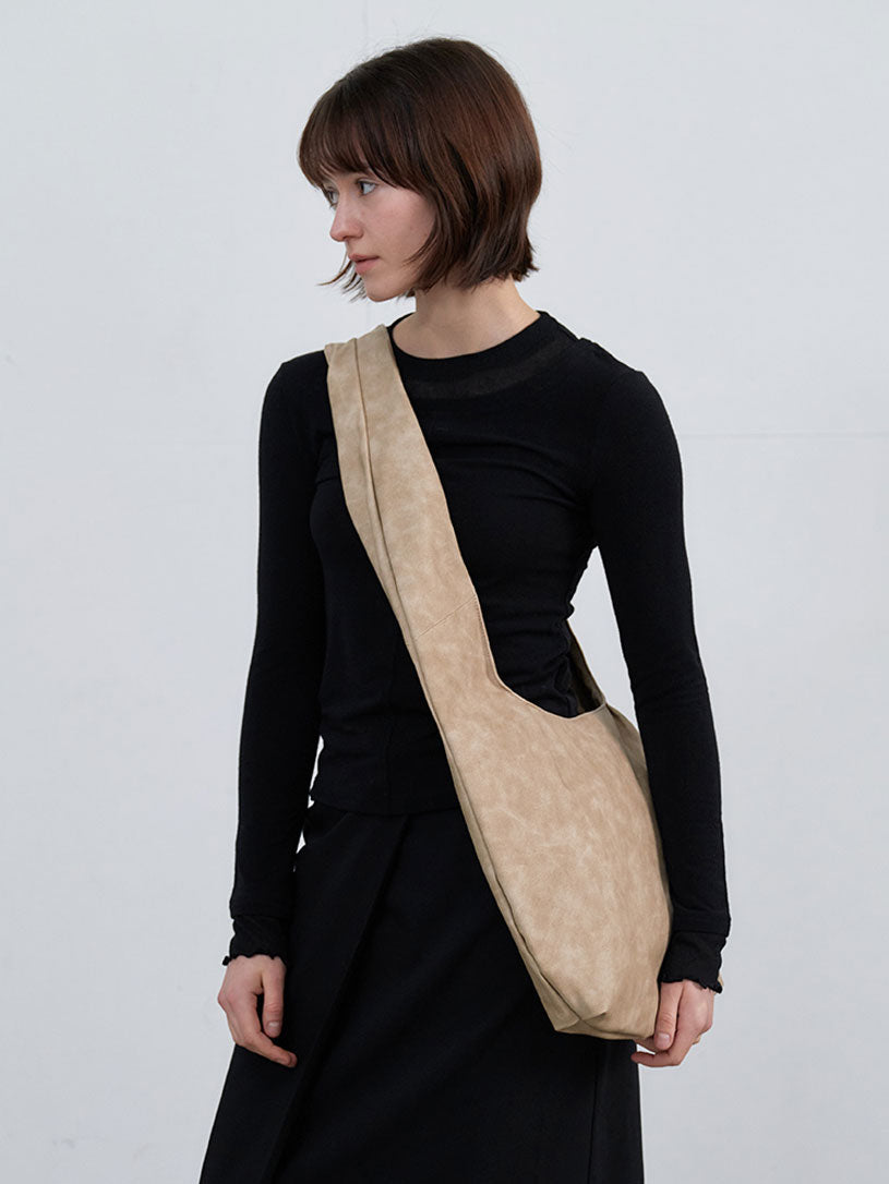 INTERVIEW L BAG