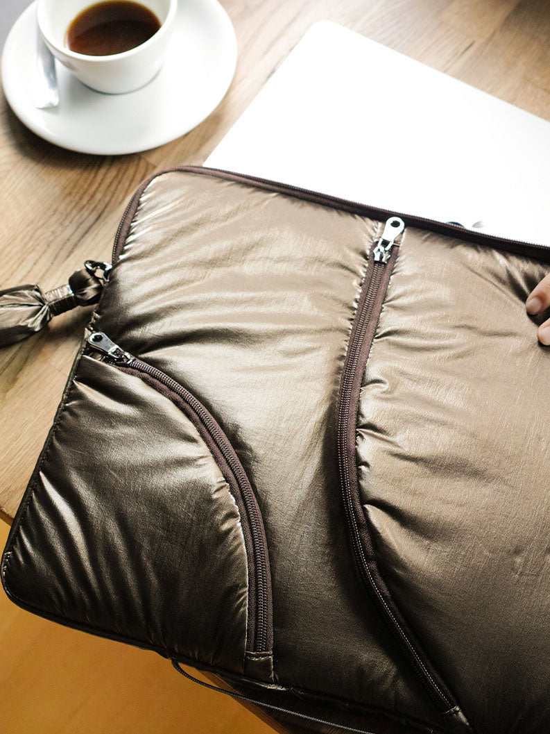 LAKE 16" LAPTOP CLUTCH