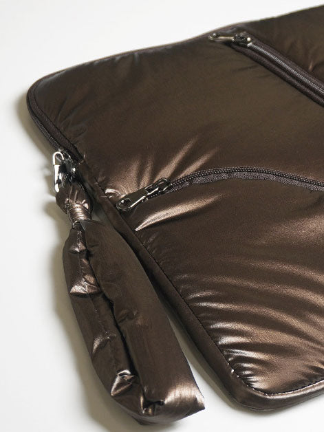 LAKE 16" LAPTOP CLUTCH