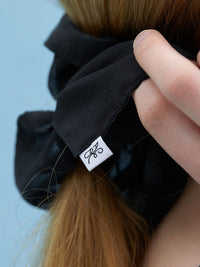 MIST SQUARE SCRUNCH