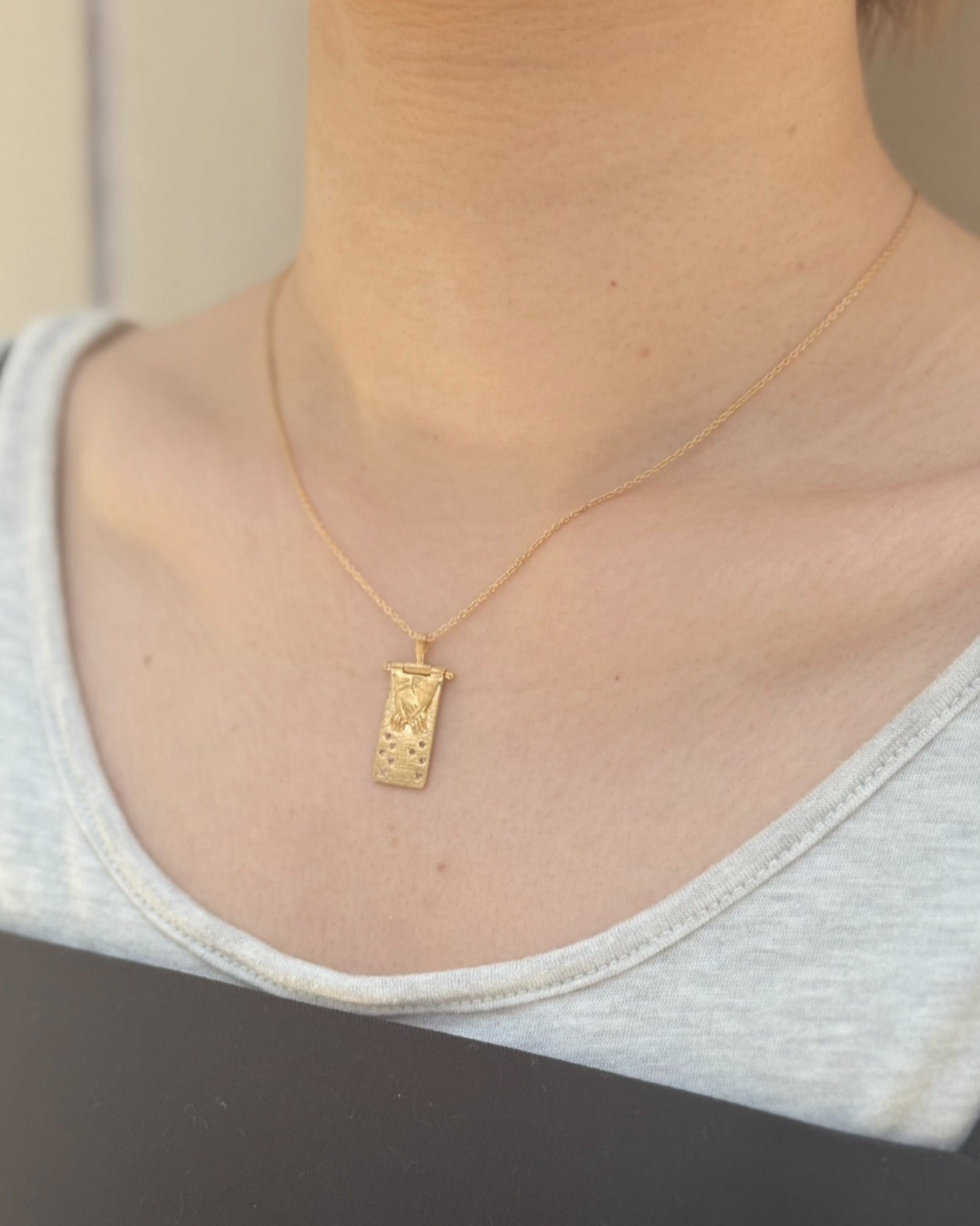 JUNA NECKLACE
