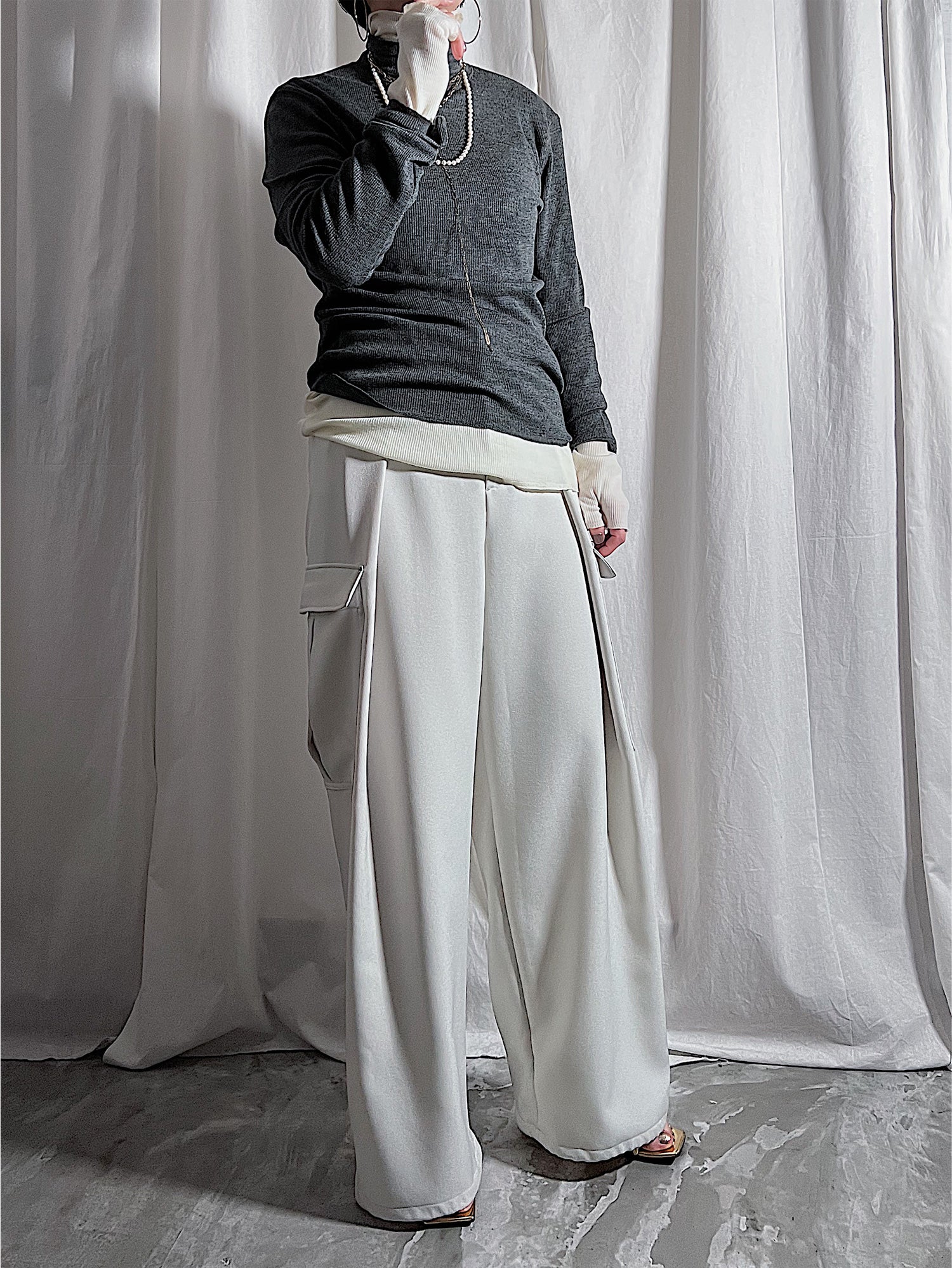 TUCK CARGO PANTS