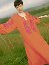 C.LINEN BIG FLOWER EMB DRESS